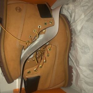 Timberland Women's Tan Ankle Boots